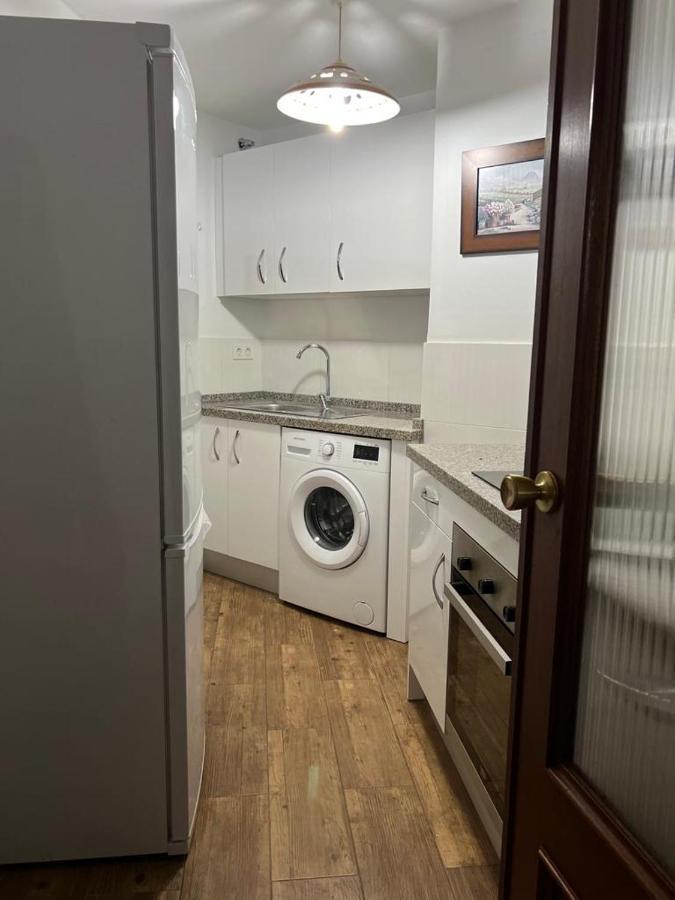 Apartamento Turistico R. Gonzalez Abreu Sevilha Exterior foto